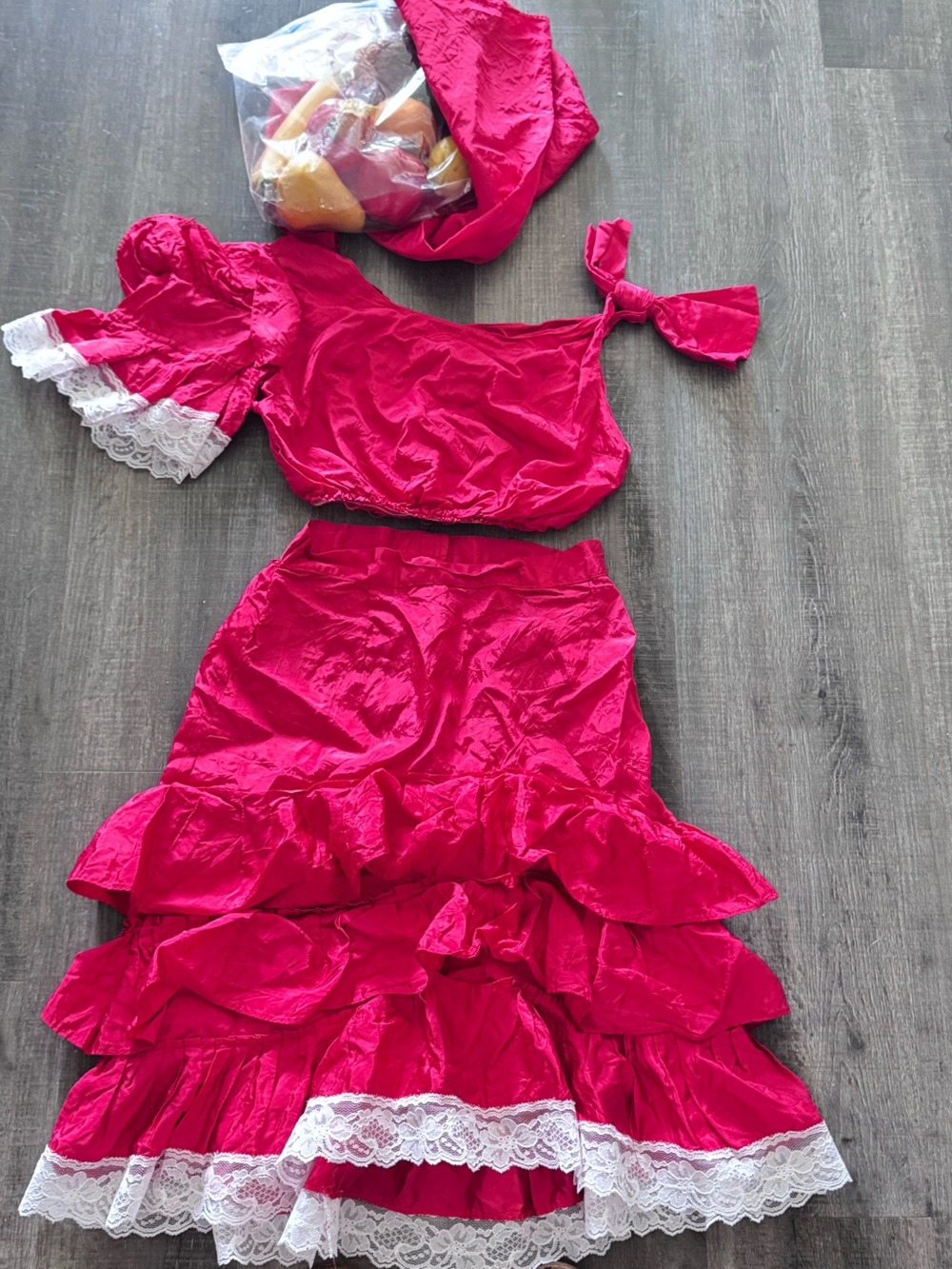 Girls Halloween red Chiquita banana has a Ruffled Fiesta look with fruit size 2